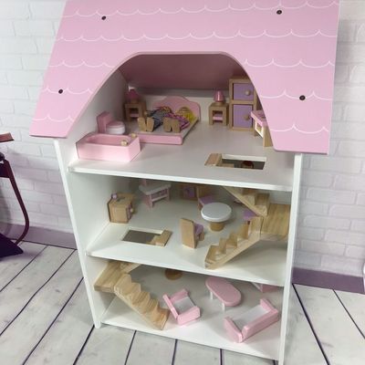 เครื่องประดับ ISO9001 Miniature Dollhouse Furniture เฟอร์นิเจอร์บ้านตุ๊กตาบาร์บี้ไม้