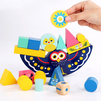 เด็กก่อนวัยเรียนไม้ Montessori Moon Balancing Blocks