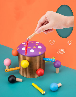 เกมจับหนอนไม้สำหรับการฝึกประสานมือเด็ก