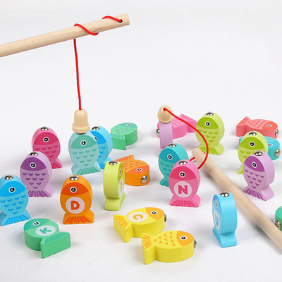 เกมตกปลาของเล่นไม้ตัวอักษรและตัวเลขสำหรับเด็ก Montessori Early Educational