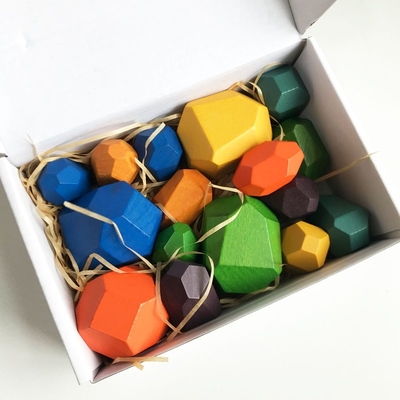 สื่อการสอนและของเล่นเพื่อการศึกษาปฐมวัยที่มีสีสัน